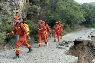 晚邮报：迪巴拉想帮助罗马实现目标，拒绝了沙特球队的报价